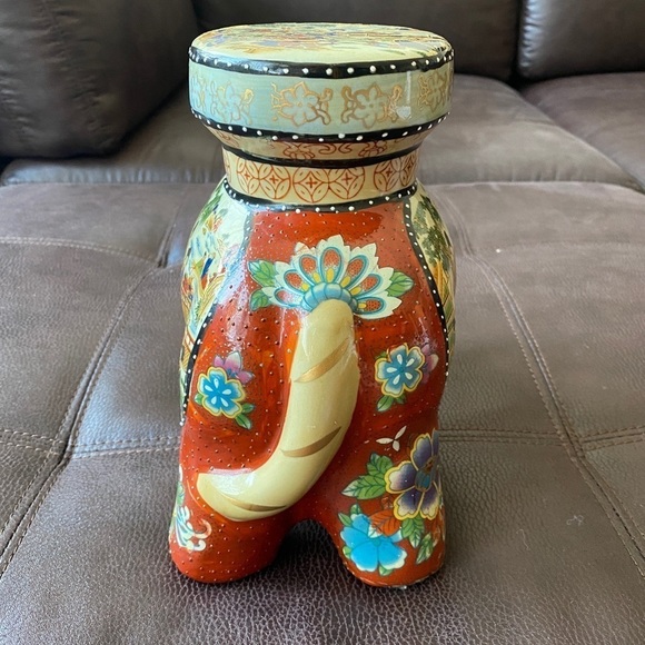 Vintage Japanese porcelain handpainted elephant plant display - Picture 5 of 10